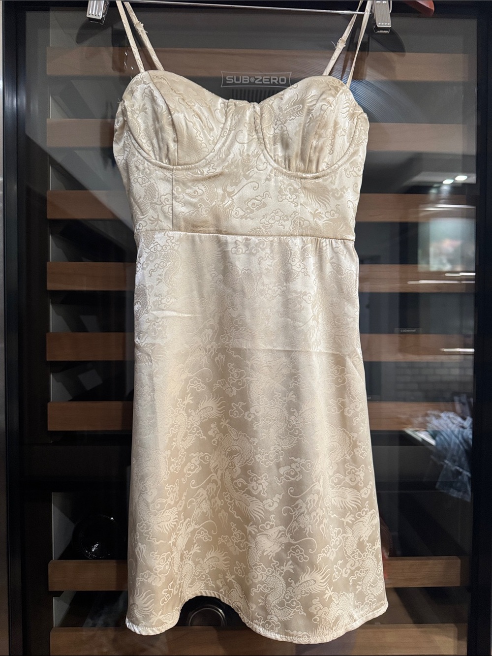 Princess Polly Dragon Jacquard Satin Mini Dress – Cream/Champagne – Size 0 - Picture 2 of 5